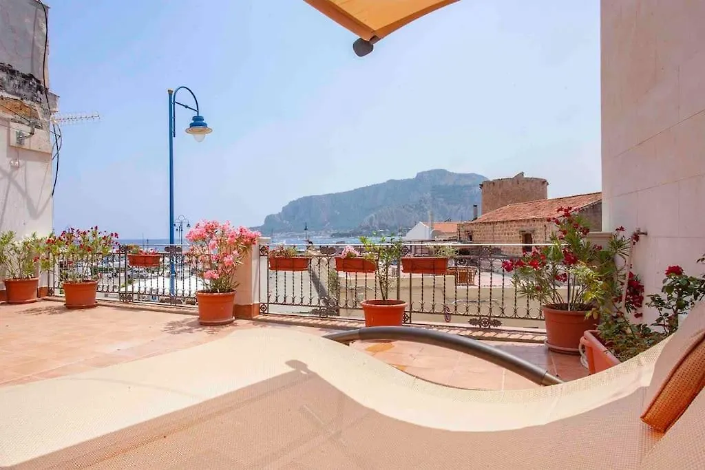 Apartment Sky Terrace Mondello Beach House