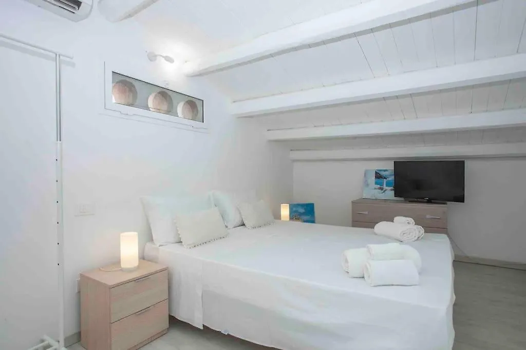 Sky Terrace Mondello Beach House 0*, Palermo Italy